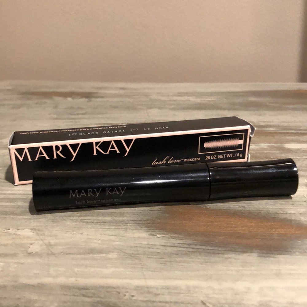 Lash Love lash defining mascara